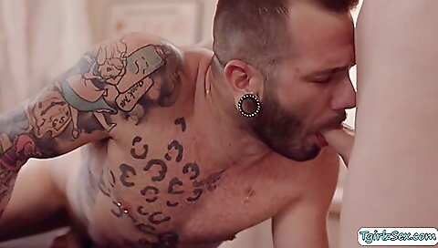 Hot blonde teen masseuse takes her client deepthroating