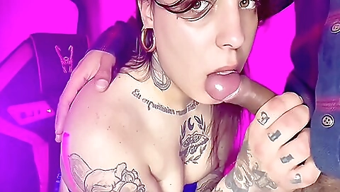 Guy fucks a shemale in her ass in homemade anal porn