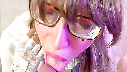 Beautiful brunette putita with amazing ass fucking